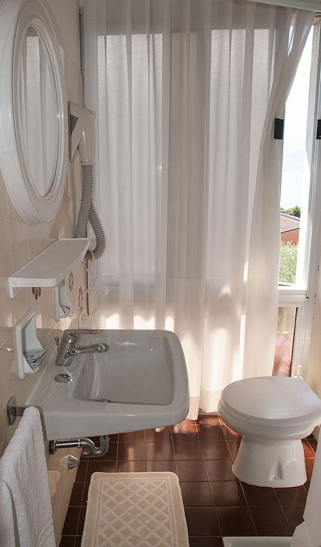 Hotel Garden Limone sul Garda Rom bilde